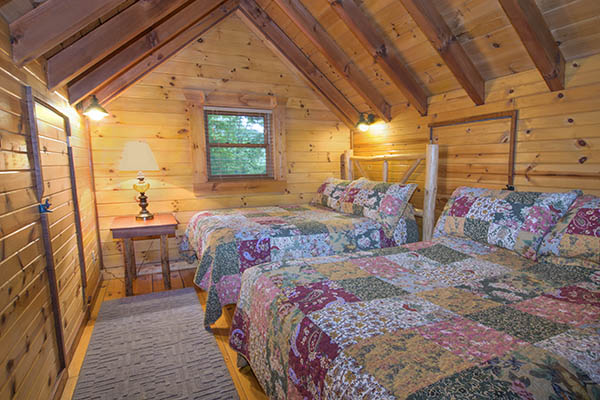 Hummingbird Cabin Hocking Hills Premier Cabins Located In